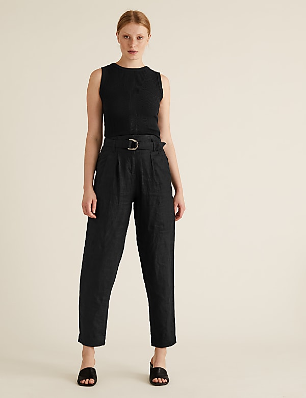 Textured Knitted Sleeveless Top