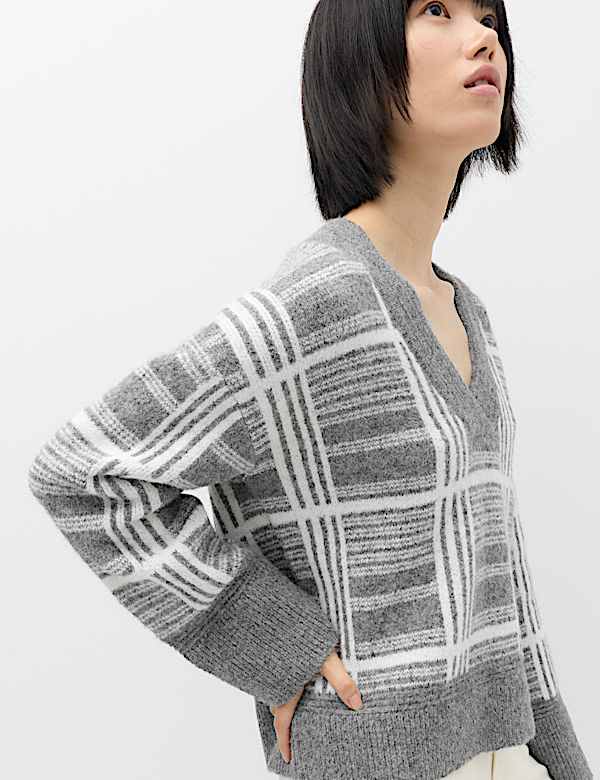 Checked V Neck Relaxed Jumper With Wool - KR