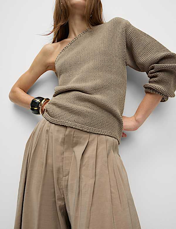 One Shoulder Slim Fit Textured Knitted Top