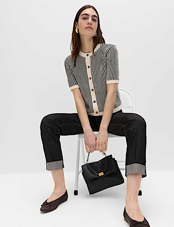 Cardigan court en coton textur&eacute; - CH