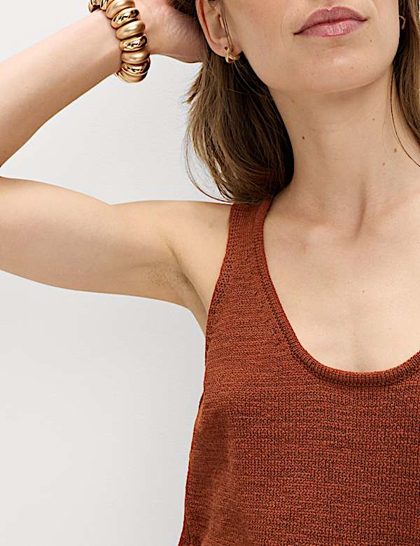 Cotton Blend Textured Scoop Neck Knitted Vest - PT