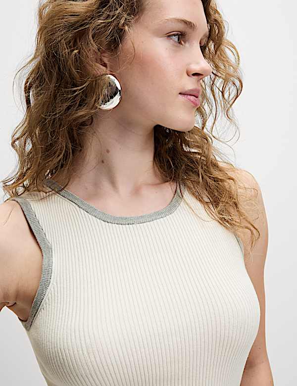 Ribbed Fitted Tipped Detail Vest - AT