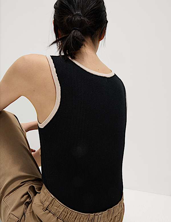 Ribbed Fitted Tipped Detail Vest - AT