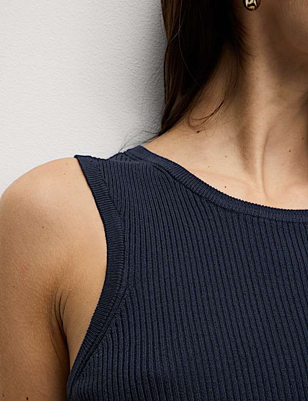 Ribbed Crew Neck Fitted Knitted Vest - FI