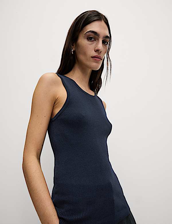 Ribbed Crew Neck Fitted Knitted Vest - FI