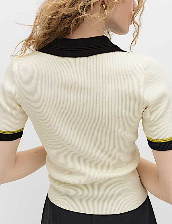 Collared Half Zip Fitted Knitted Top - IL