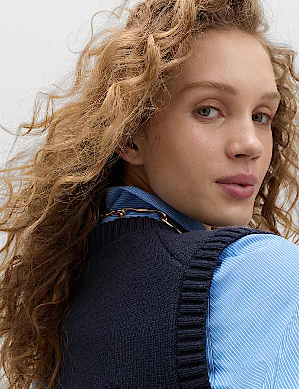 Cotton Rich Slim Fit Knitted Vest - IT