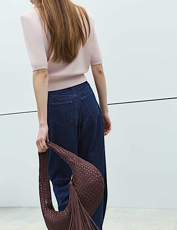 Collared Slim Fit Cropped Knitted Top - JE