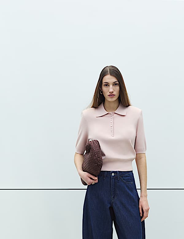 Collared Slim Fit Cropped Knitted Top - JE