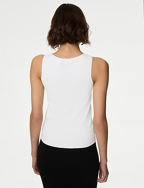 Crew Neck Knitted Vest