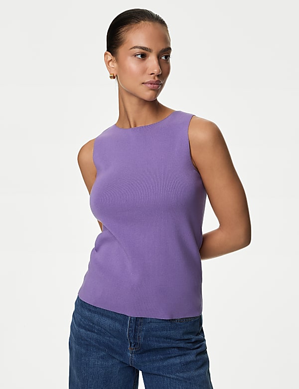 Crew Neck Knitted Vest