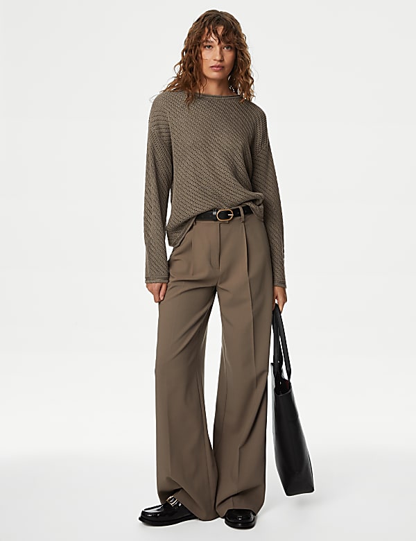 Textured Crew Neck Jumper - RO