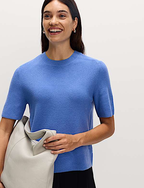 Air-Yarn Crew Neck Knitted Top