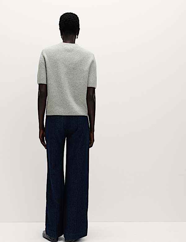 Air-Yarn Crew Neck Knitted Top