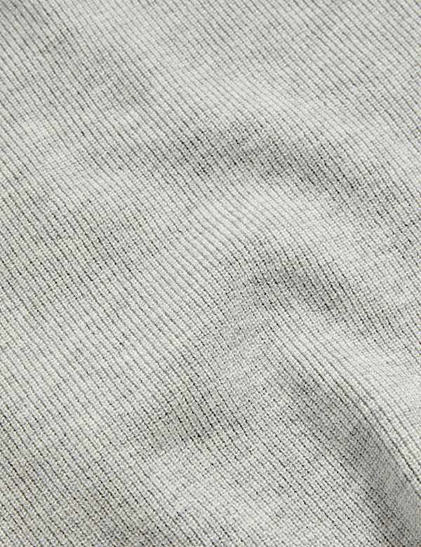 Air-Yarn Crew Neck Knitted Top
