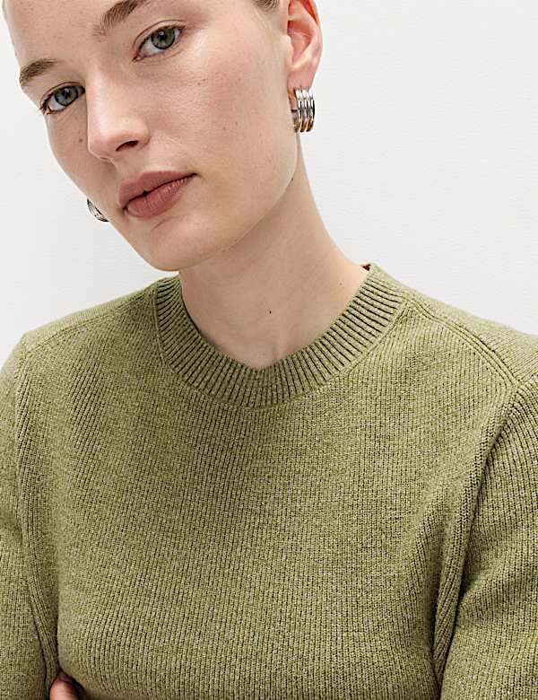 Air-Yarn Crew Neck Knitted Top