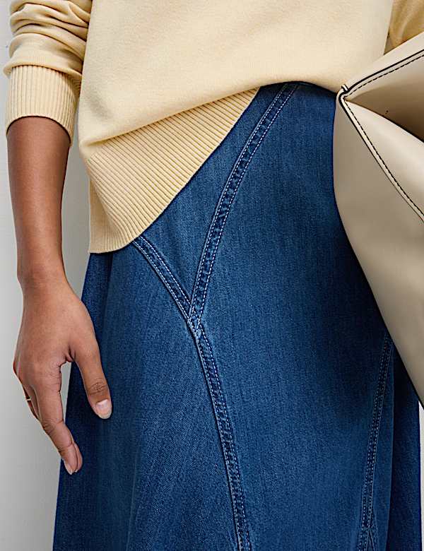 Air-Yarn Crew Neck Jumper