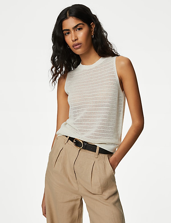 Textured Crew Neck Knitted Vest with Linen