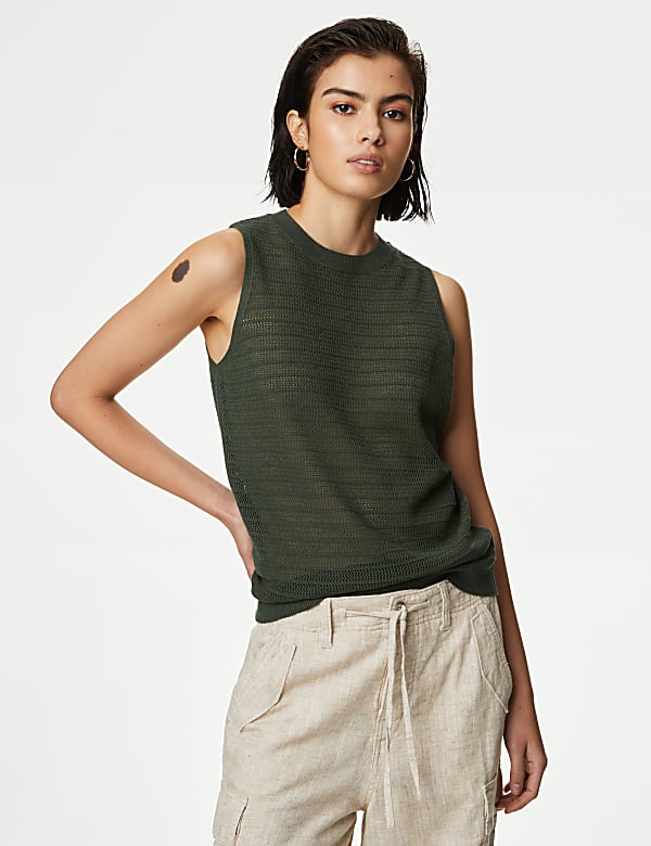 Textured Crew Neck Knitted Vest with Linen