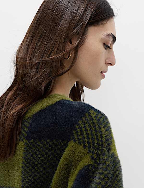 Checked Crew Neck Jumper - ID