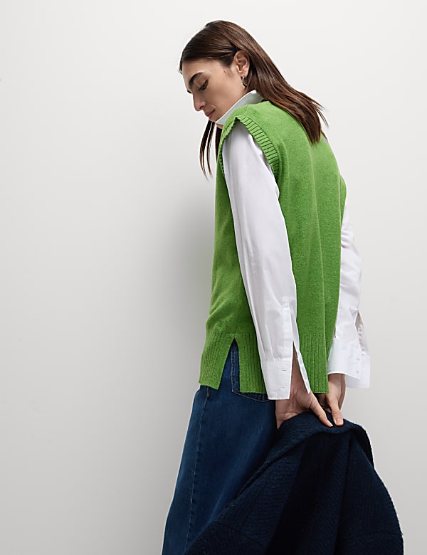 Textured V-Neck Relaxed Knitted Vest - GR