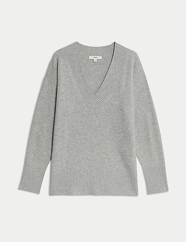 Pull coupe d&eacute;contract&eacute;e en maille l&eacute;g&egrave;re &agrave; col en V  - FR