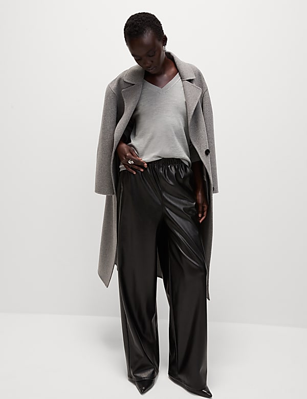 Pure Merino Wool V-Neck Jumper - UA