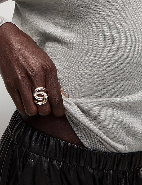 Pure Merino Wool V-Neck Jumper - UA