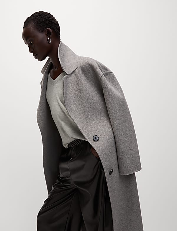 Pure Merino Wool V-Neck Jumper - UA