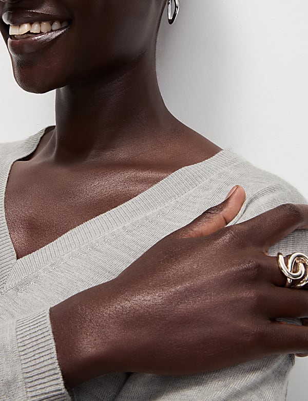 Pure Merino Wool V-Neck Jumper - UA