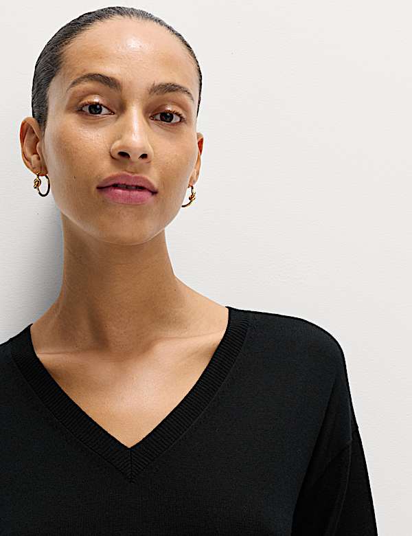 Pure Merino Wool V-Neck Jumper - BE