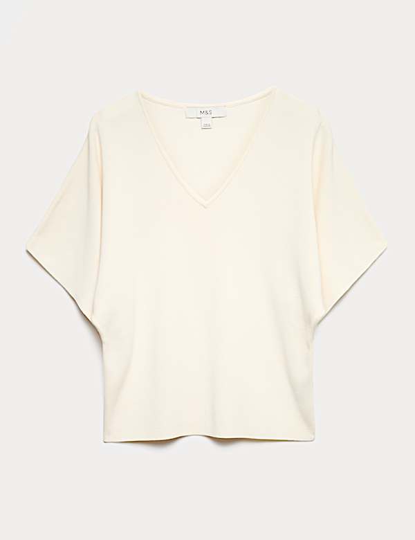 V-Neck Waisted Slim Fit Knitted Top - US