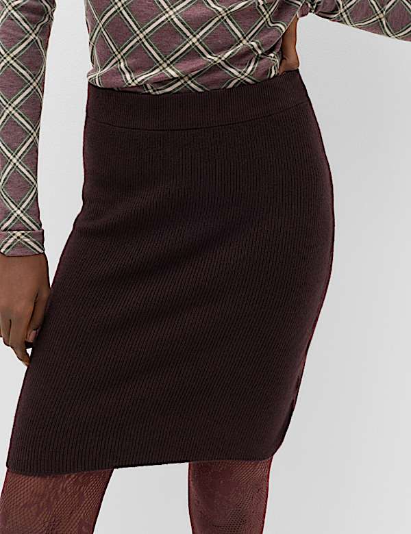 Air Yarn Knitted Mini Skirt - BE