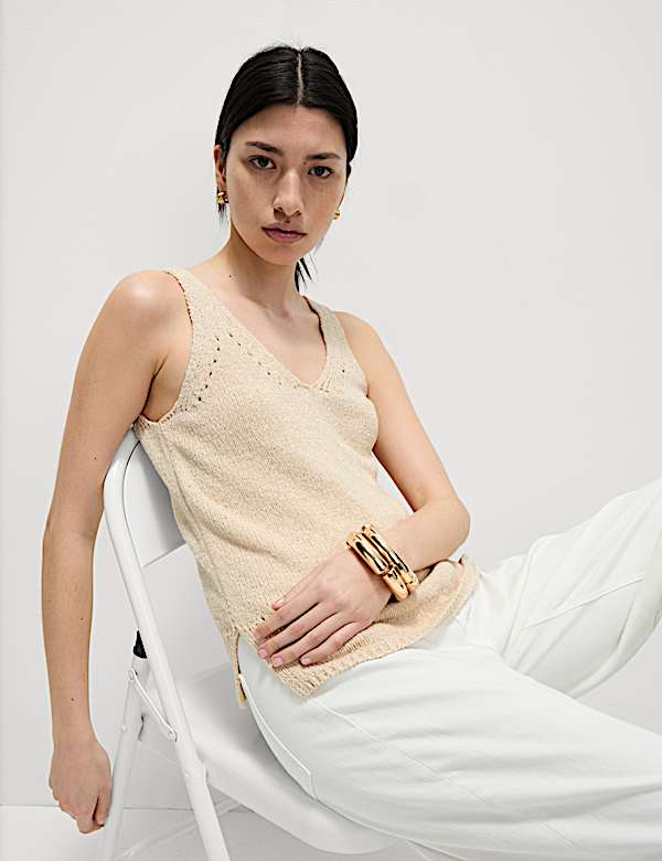 Cotton Blend Textured V-Neck Knitted Vest - BN