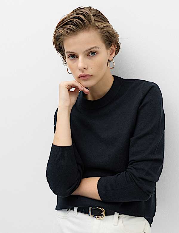Air-Yarn Crew Neck Jumper