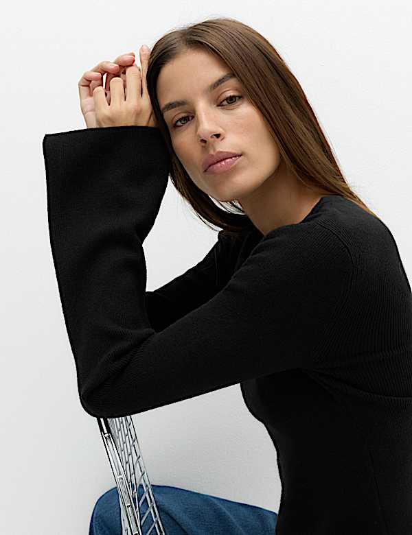 Air-Yarn Lace Hem Slim Fit Jumper - MV