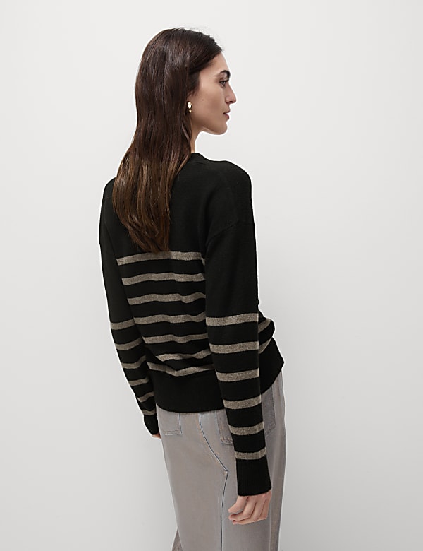 Air-Yarn Striped V-Neck Jumper