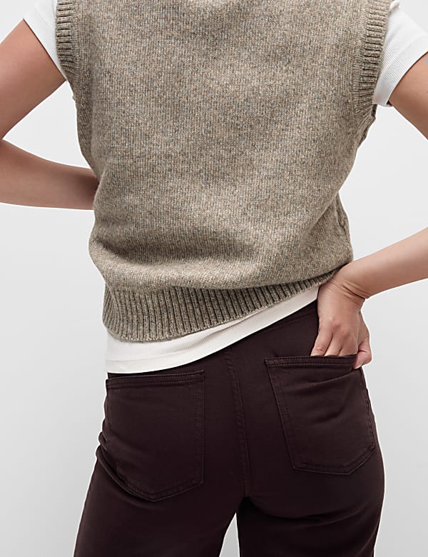 Cloud-Yarn Textured Knitted Vest