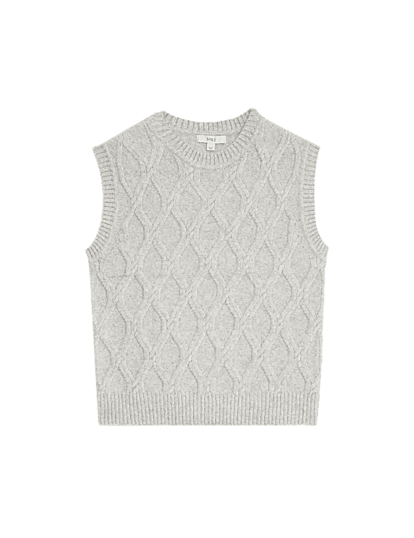 Cloud-Yarn Textured Knitted Vest