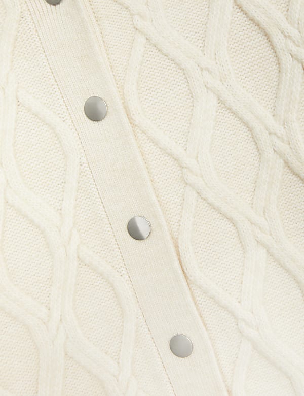 Cable Knit Cloud-Yarn Bomber Cardigan