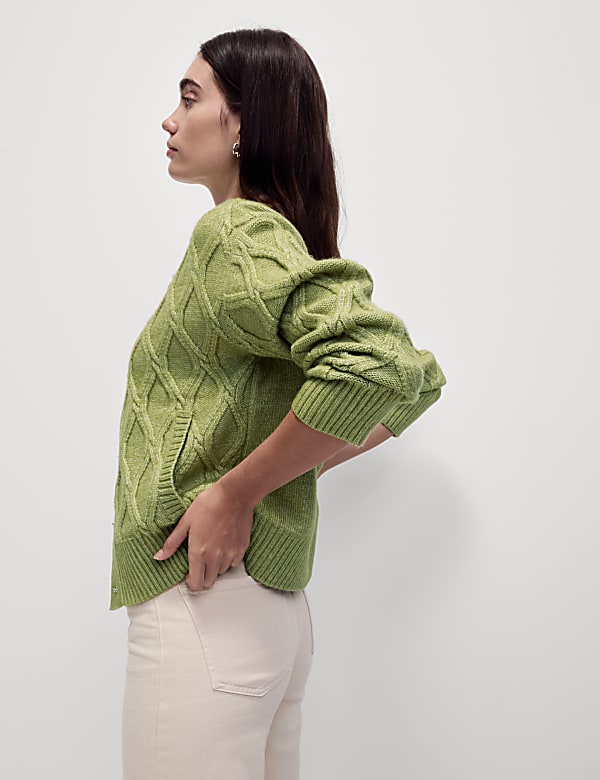 Cable Knit Cloud-Yarn Bomber Cardigan
