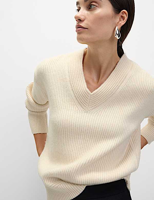 Cloud-Yarn Ribbed V-Neck Jumper - HR