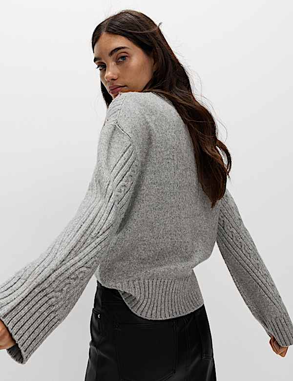 Cloud-Yarn Embellished Cable Knit Jumper - CH