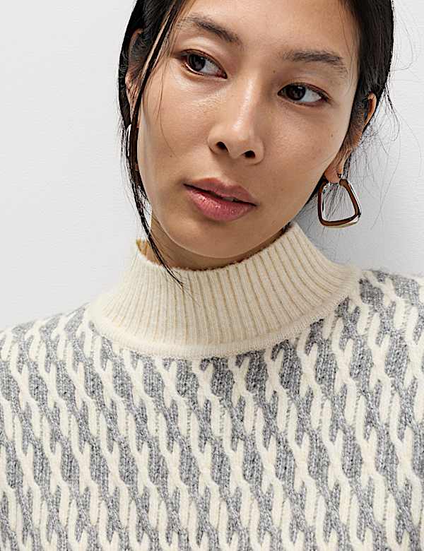 Cloud-Yarn Twisted Cable High Neck Jumper - CA