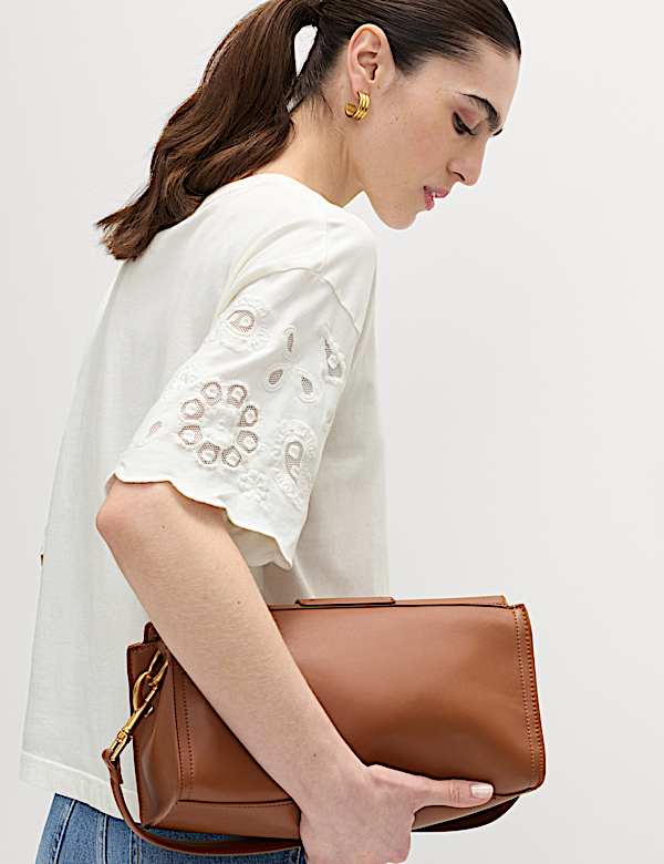 T-shirt &sigma;&epsilon; &tau;&epsilon;&tau;&rho;ά&gamma;&omega;&nu;&eta; &gamma;&rho;&alpha;&mu;&mu;ή &mu;&epsilon; &kappa;έ&nu;&tau;&eta;&mu;&alpha; &alpha;&pi;ό 100% &beta;&alpha;&mu;&beta;ά&kappa;&iota; - GR