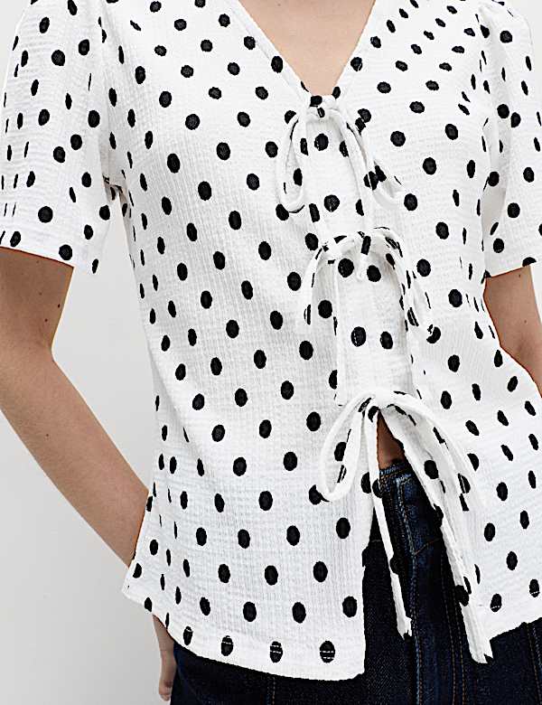 Gingham Textured V-Neck Tie Front Top - US