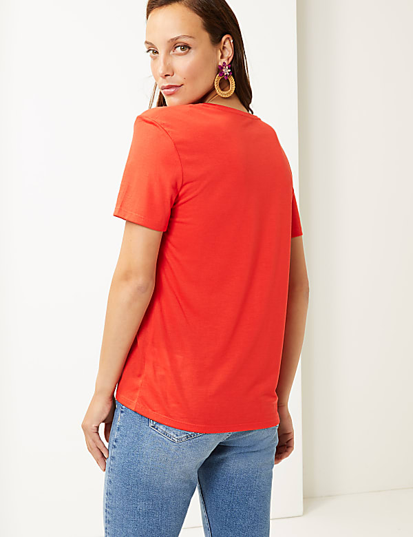 Relaxed Short Sleeve T-Shirt