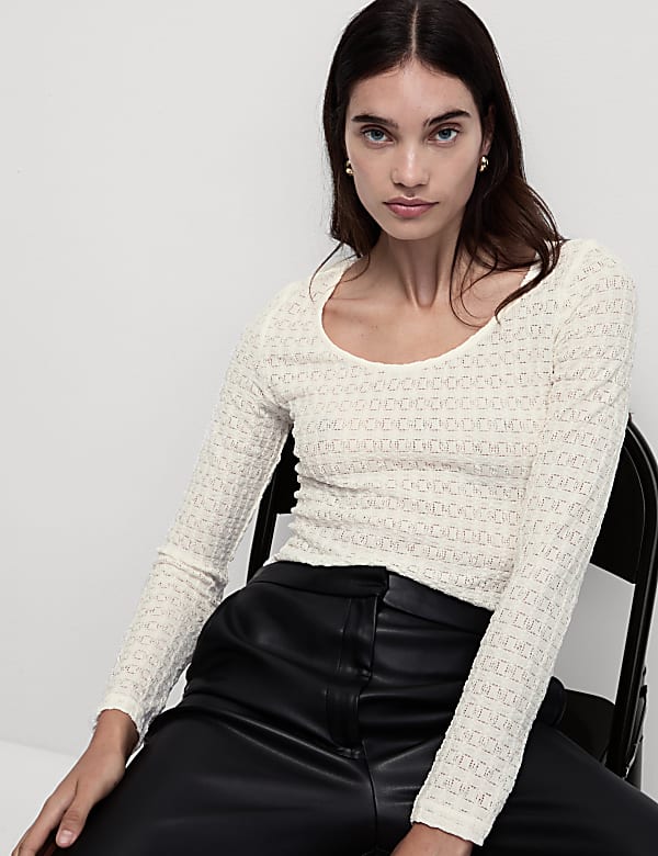 Textured Scoop Neck Top