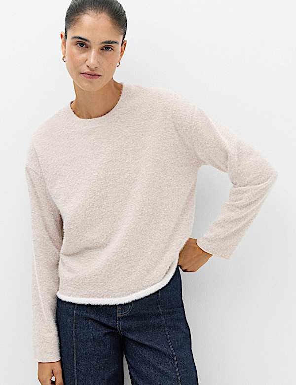 Cosy Crew Neck Regular Fit Sweatshirt - UA