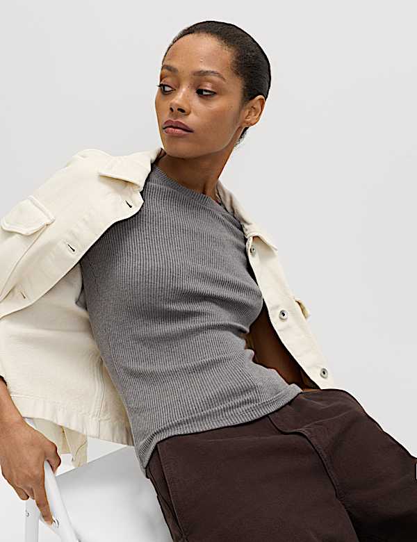 Short Sleeve Ribbed T-Shirt - BE